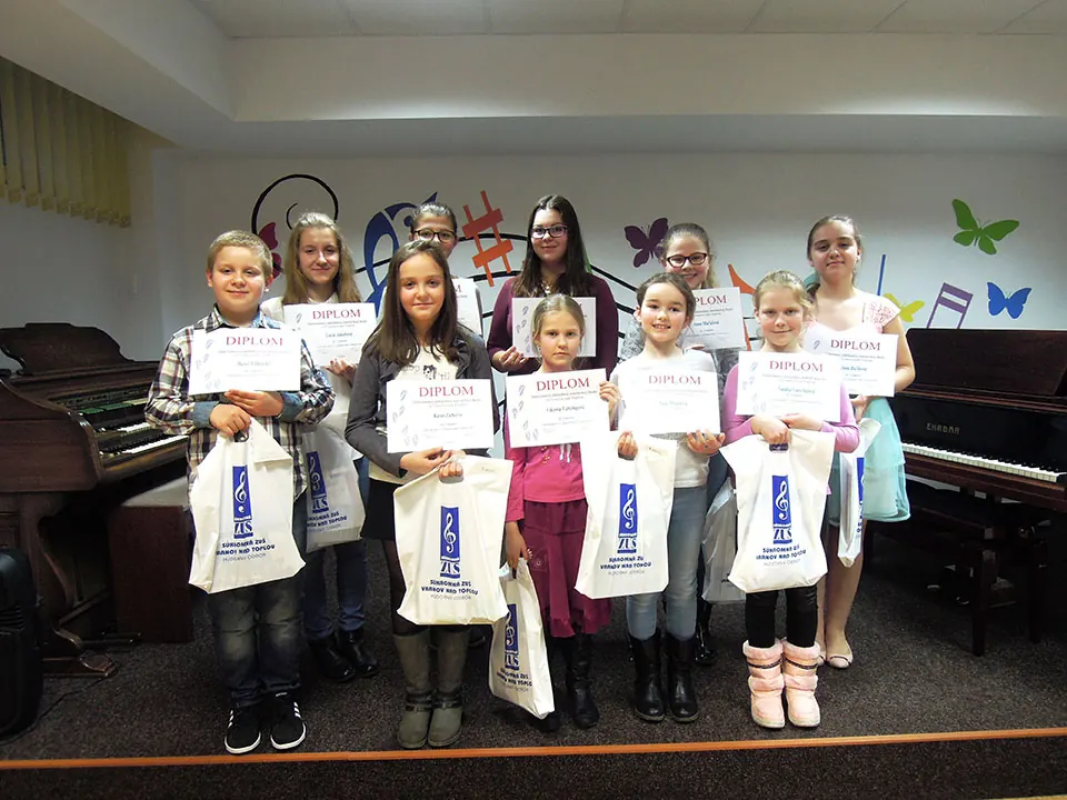 Súkromná ZUŠ - Výsledky 17. súťaže SZUŠ v sólovom speve - plagát